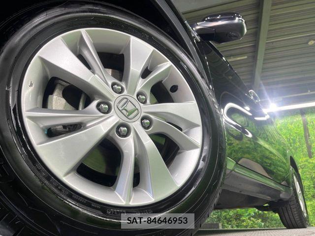 Honda VEZEL 2019-09 6255543-12