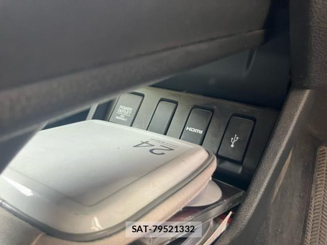 Honda VEZEL 2015-06 6547232-10