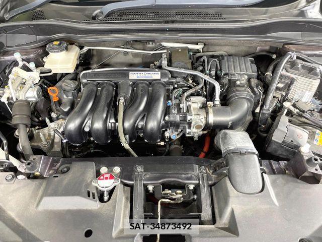 Honda VEZEL 2016-11 6674039-17