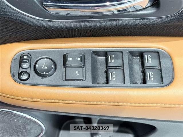 Honda VEZEL 2014-07 6678634-20