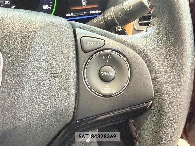 Honda VEZEL 2014-07 6678634-26