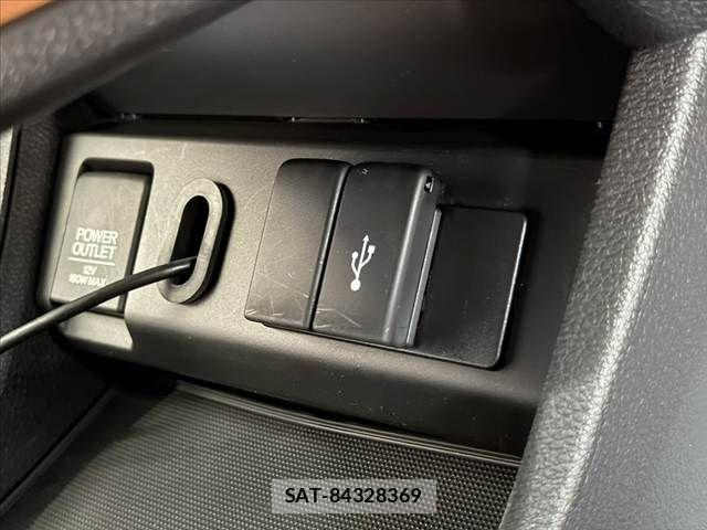Honda VEZEL 2014-07 6678634-4