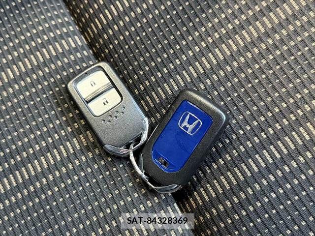 Honda VEZEL 2014-07 6678634-6