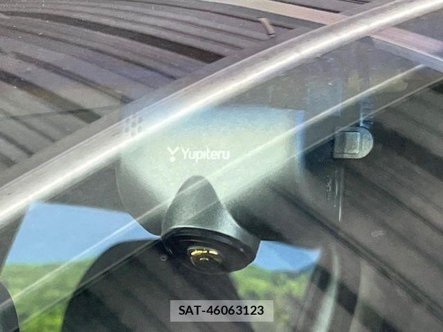 Honda VEZEL 2015-10 6678631-5