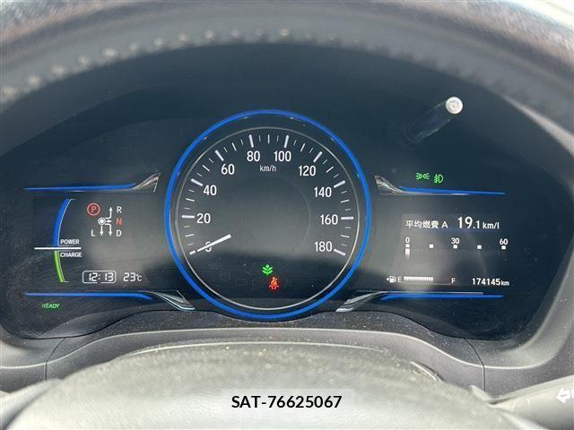 Honda VEZEL 2014-07 6717663-13