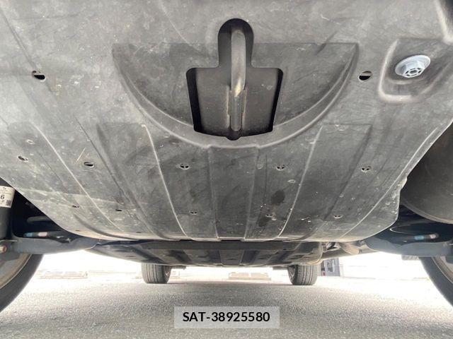 Honda VEZEL 2017-07 6717652-18