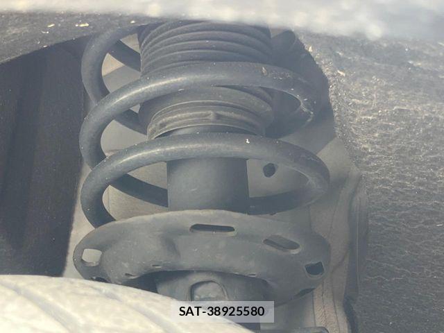 Honda VEZEL 2017-07 6717652-19