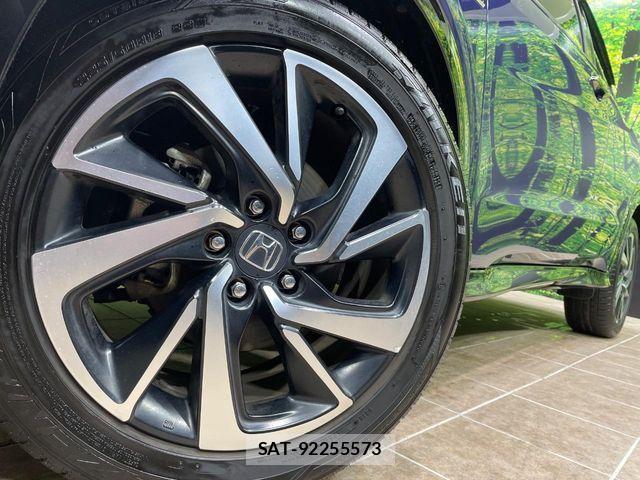 Honda VEZEL 2017-03 6717660-12