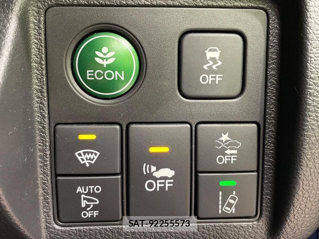 Honda VEZEL 2017-03 6717660-4