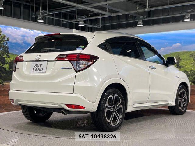 Honda VEZEL 2016-08 6753758-15