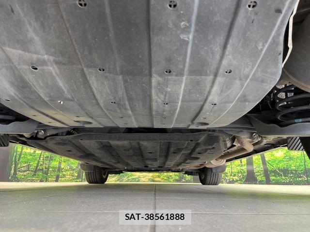 Honda VEZEL 2018-07 6817822-18