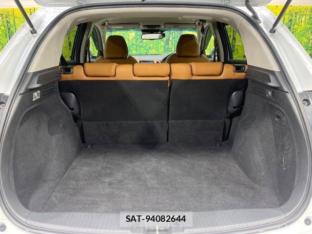 Honda VEZEL 2018-03 6817823-9