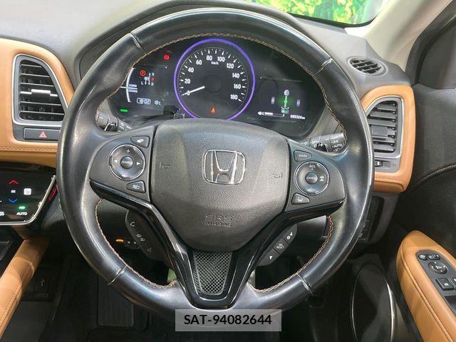 Honda VEZEL 2018-03 6817823-10