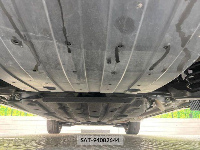 Honda VEZEL 2018-03 6817823-18