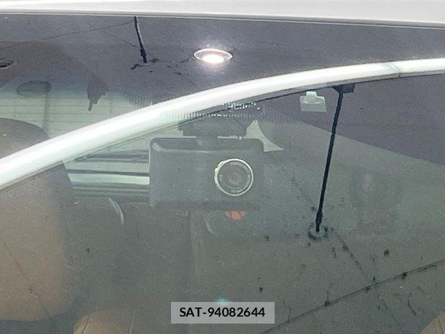 Honda VEZEL 2018-03 6817823-4