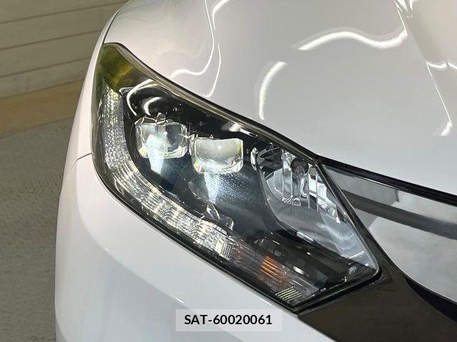 Honda VEZEL 2016-11 6817824-11