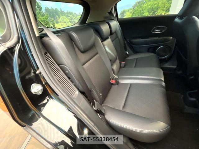 Honda VEZEL 2020-10 6817818-8