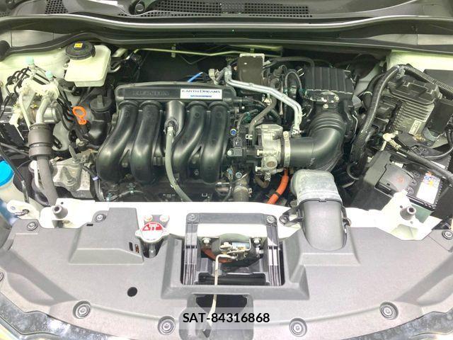 Honda VEZEL 2018-04 6914920-17