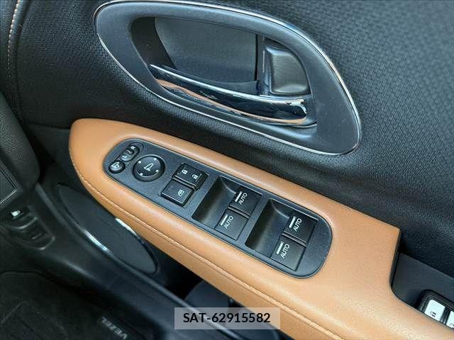 Honda VEZEL 2014-06 6914939-20