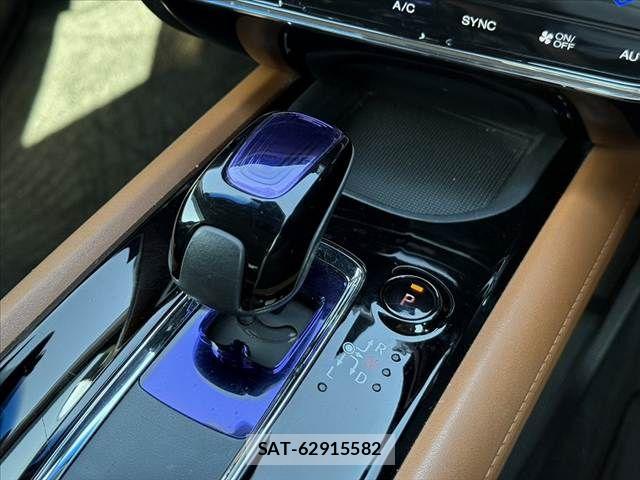 Honda VEZEL 2014-06 6914939-25