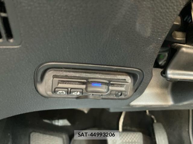 Honda VEZEL 2016-01 6914942-27