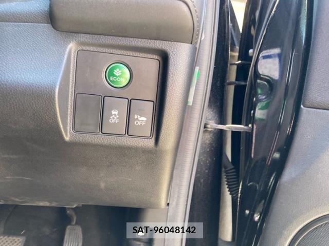 Honda VEZEL 2014-05 6914951-11