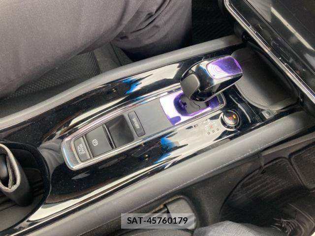 Honda VEZEL 2014-03 6914941-10