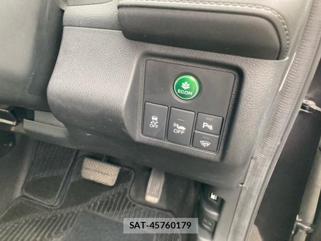 Honda VEZEL 2014-03 6914941-11