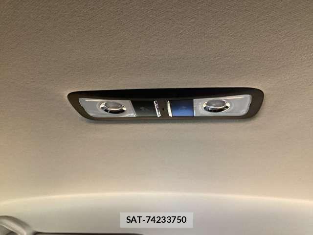 Honda VEZEL 2019-04 6914907-18