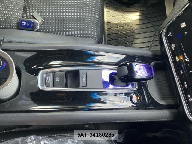 Honda VEZEL 2016-09 6914928-17