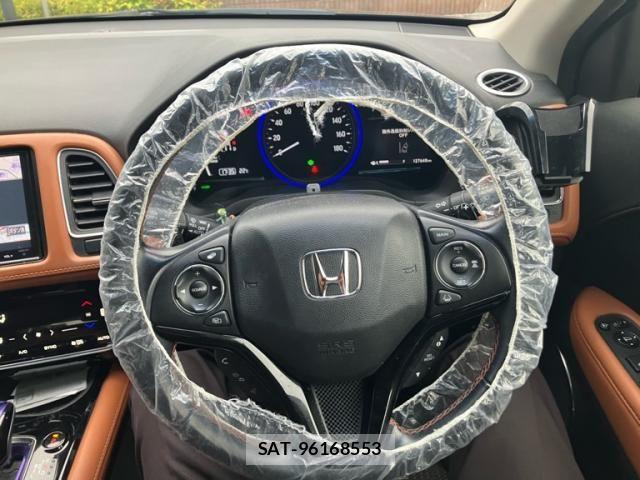 Honda VEZEL 2017-03 6914930-18