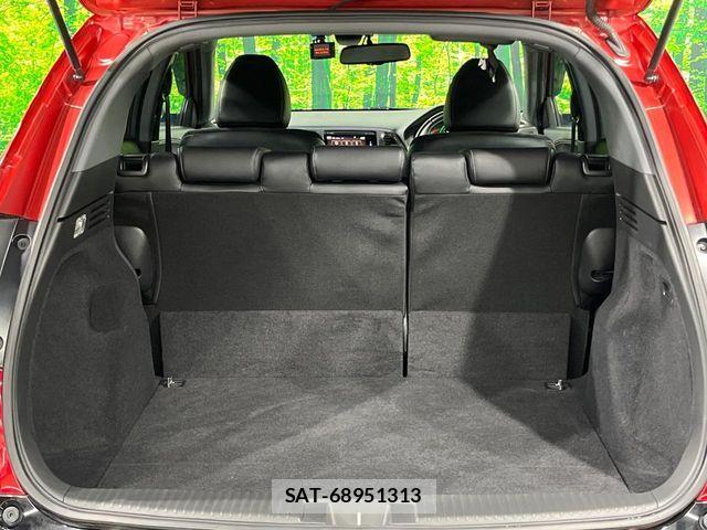 Honda VEZEL 2016-08 7021835-9