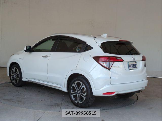 Honda VEZEL 2016-03 7021840-19