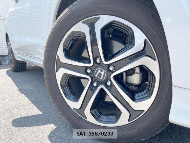 Honda VEZEL 2018-10 7021836-12