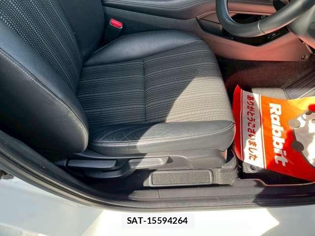Honda VEZEL 2017-06 7061217-9