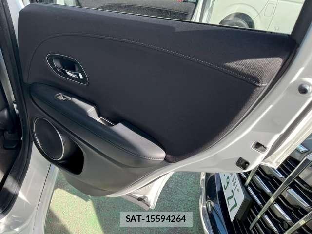 Honda VEZEL 2017-06 7061217-14