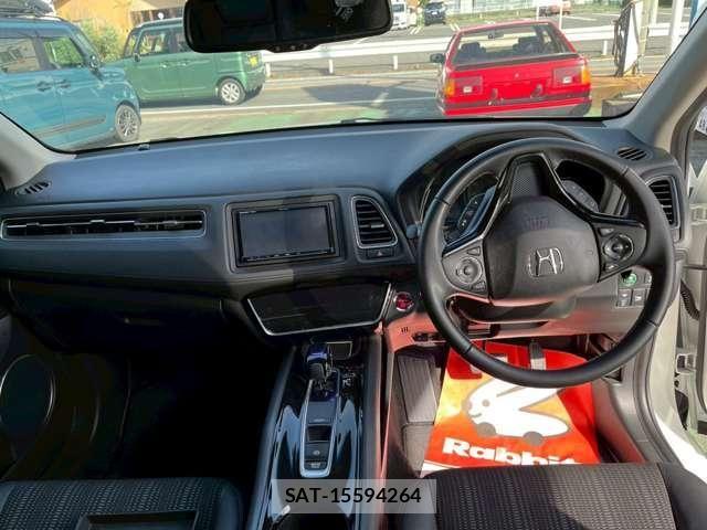 Honda VEZEL 2017-06 7061217-16