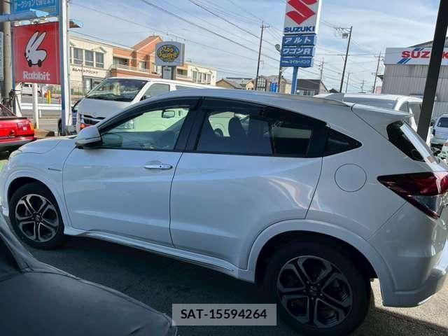 Honda VEZEL 2017-06 7061217-3