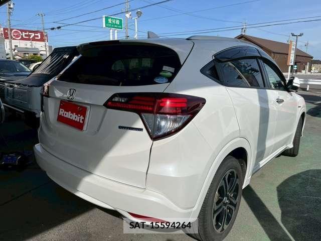 Honda VEZEL 2017-06 7061217-4