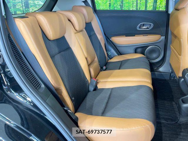 Honda VEZEL 2018-03 7061204-9