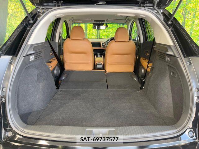 Honda VEZEL 2018-03 7061204-10