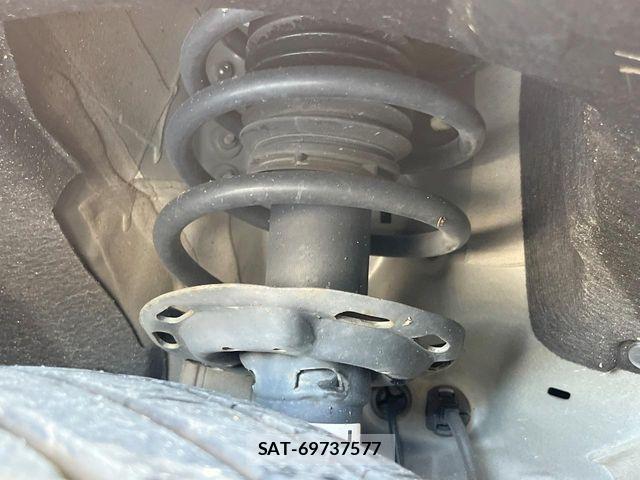 Honda VEZEL 2018-03 7061204-19