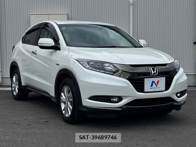 Honda VEZEL 2017-06 7061209-15