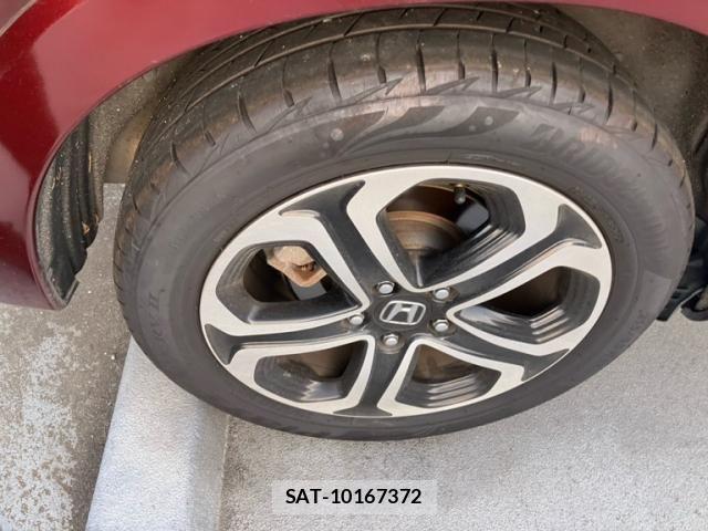 Honda VEZEL 2015-04 7061215-4