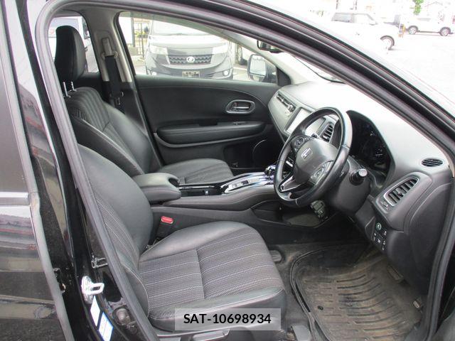 Honda VEZEL 2017-06 7061210-9