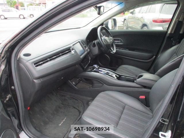 Honda VEZEL 2017-06 7061210-16