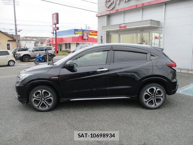 Honda VEZEL 2017-06 7061210-7