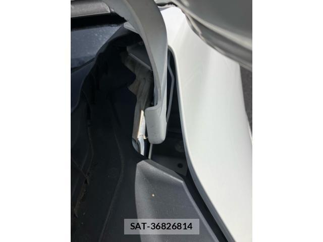 Honda VEZEL 2017-06 7226658-27