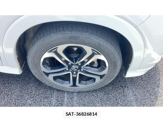 Honda VEZEL 2017-06 7226658-4