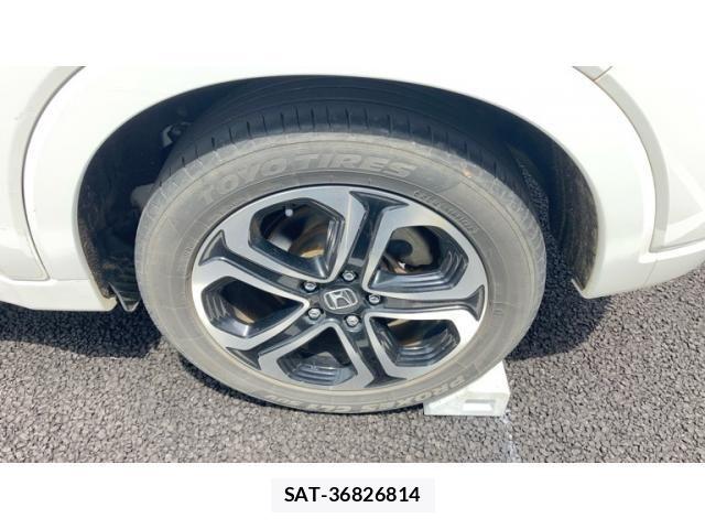 Honda VEZEL 2017-06 7226658-6